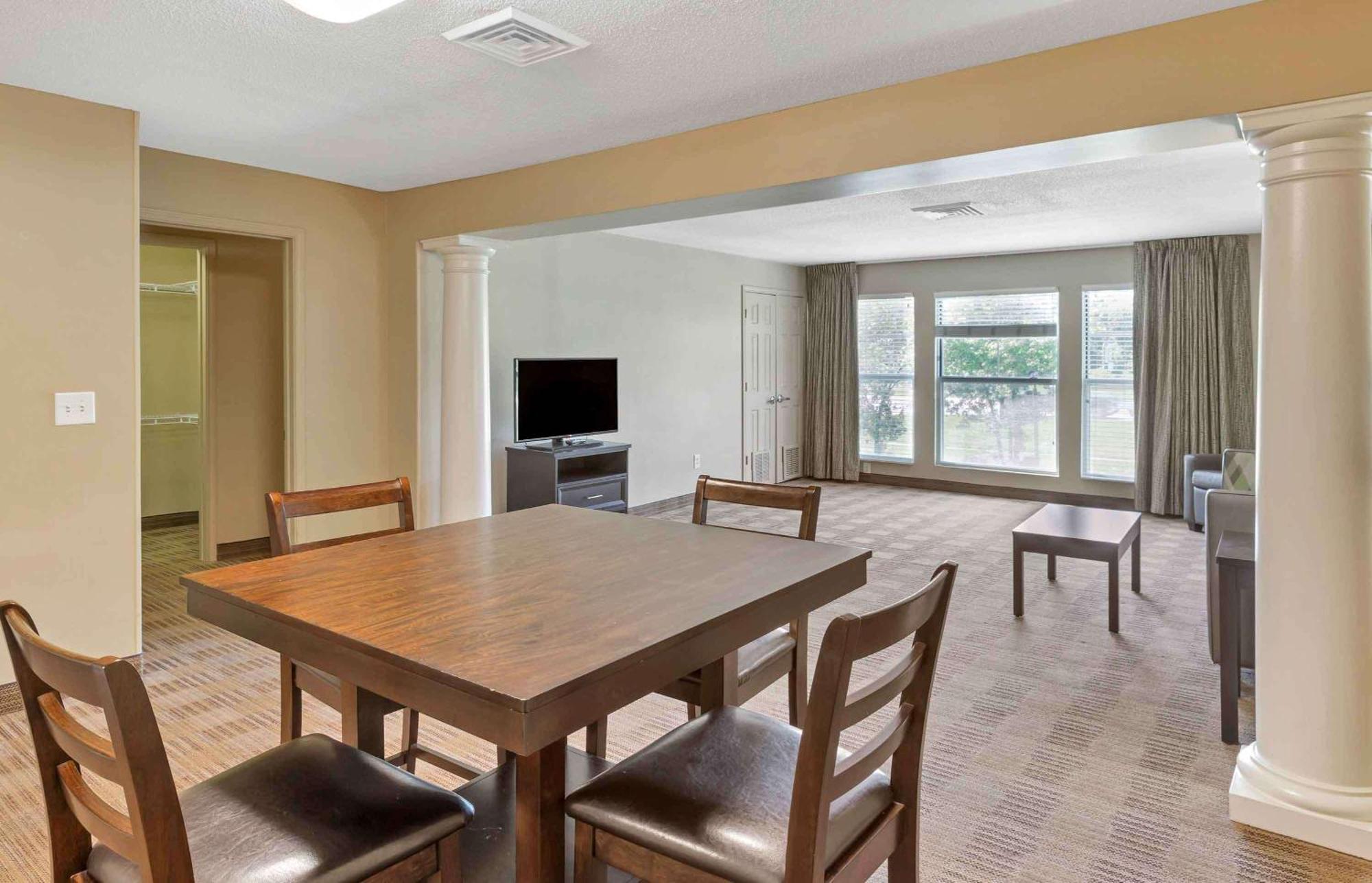 Extended Stay America Select Suites - Orlando - Maitland - Summit Tower Blvd Altamonte Springs Eksteriør bilde