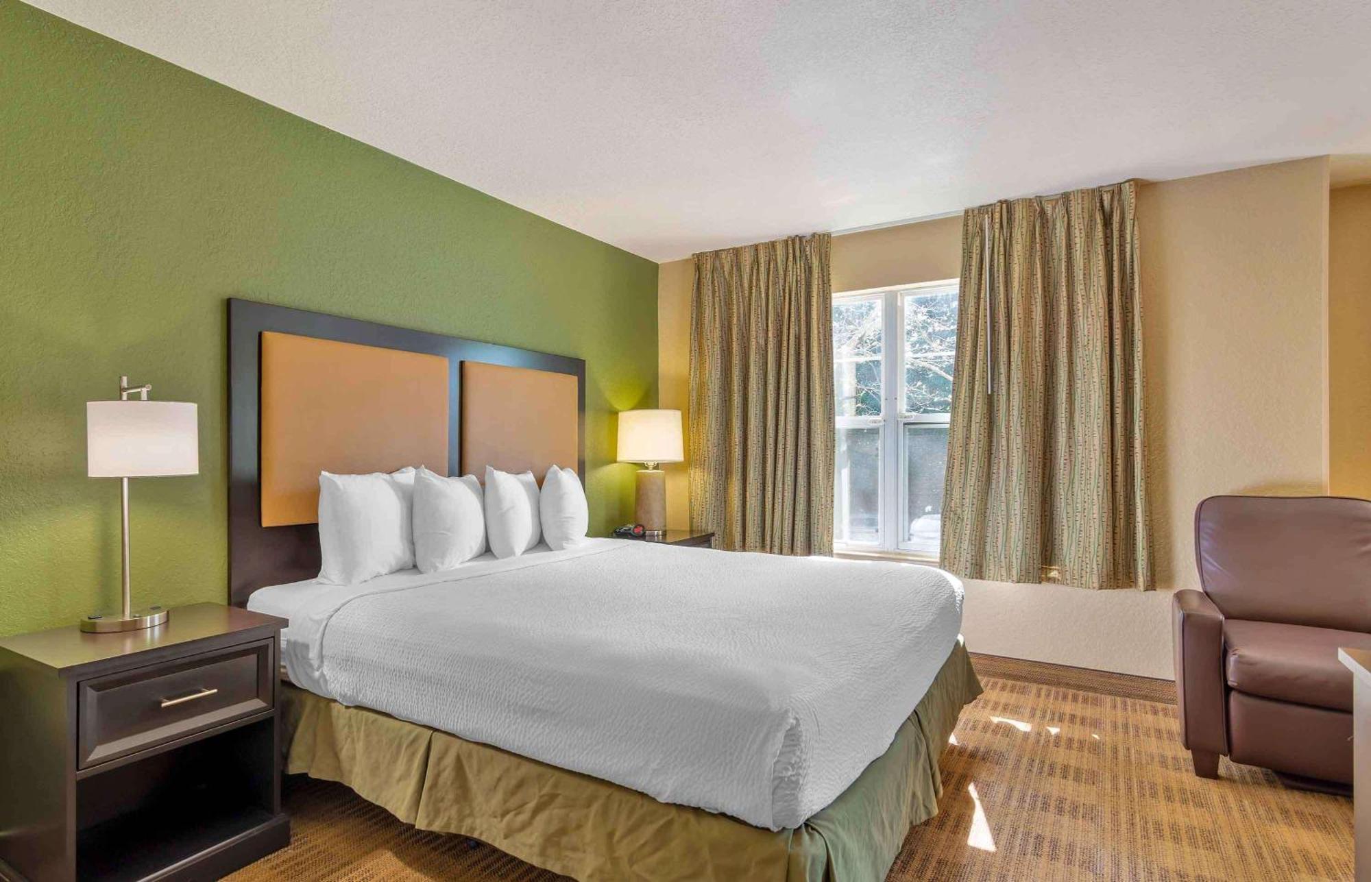Extended Stay America Select Suites - Orlando - Maitland - Summit Tower Blvd Altamonte Springs Eksteriør bilde